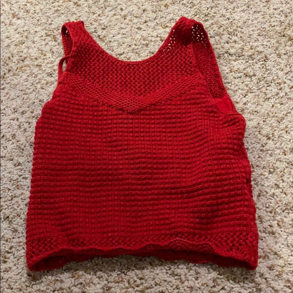 Red Hollister knitted cropped tank